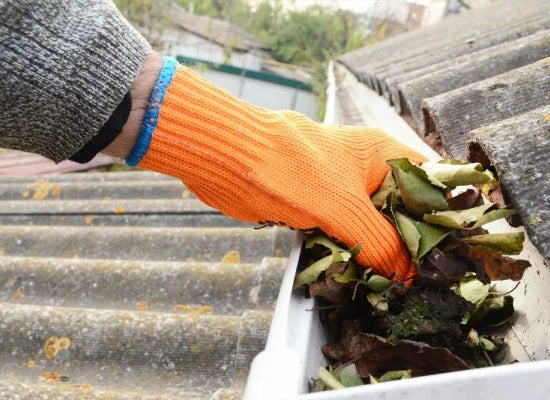 DÉBOUCHAGE DE GOUTTIÈRES